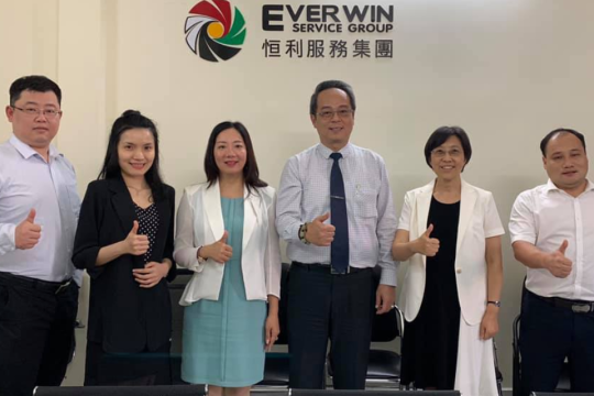 港丰集团组织的考察团之拜访